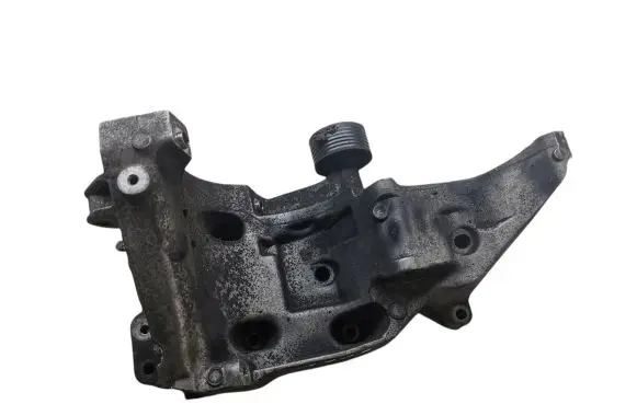 BMW X3 E83 A/C compressor mount bracket 1116780263902 7802639