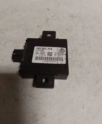 Volkswagen Golf V Alarm control unit/module 1K0907719 510190352