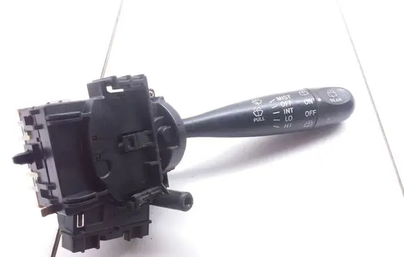 Toyota Yaris Wiper control stalk 173647