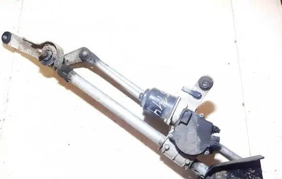 Subaru Outback Front wiper linkage and motor