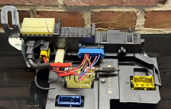Mercedes-Benz C W204 SAM control unit 2045451669 2044423600 2045456632