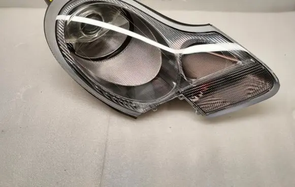 Porsche 911 996 Headlight/headlamp