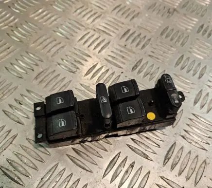 Volkswagen Golf IV Electric window control switch 1J4959857D
