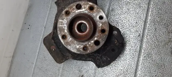 Opel Astra G Front wheel hub