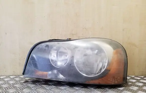 Volvo XC90 Headlight/headlamp 30784151 89901333