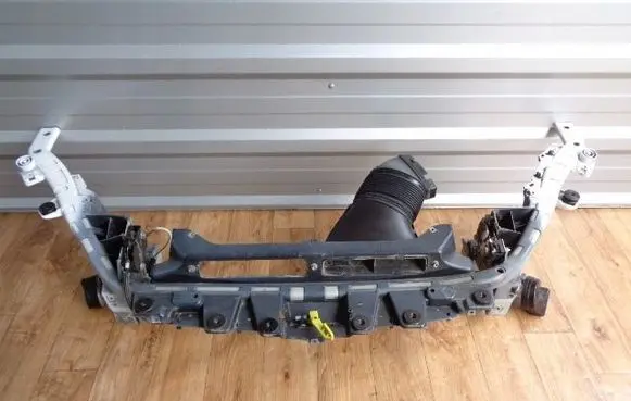 Maserati Levante Front piece kit maseratiorg