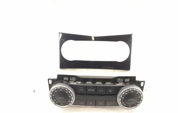 Mercedes-Benz C W204 Climate control unit 2048300590 2048307085