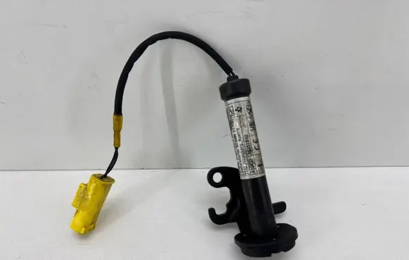 BMW 5 F10 F11 Bonnet Pedestrian Airbag Actuator 0589P1000095