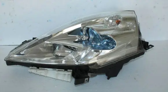 Nissan Leaf I (ZE0) Headlight/headlamp 260603NL5A A1M1920000