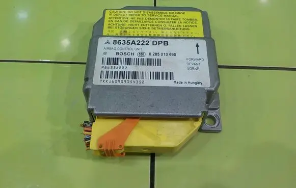 Mitsubishi Colt Airbag control unit/module 0285010690