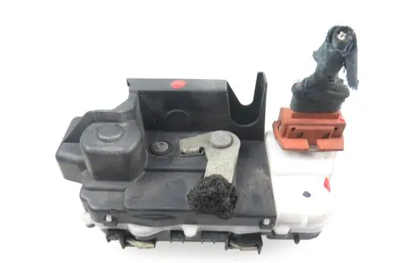 Peugeot 307 Rear door lock 