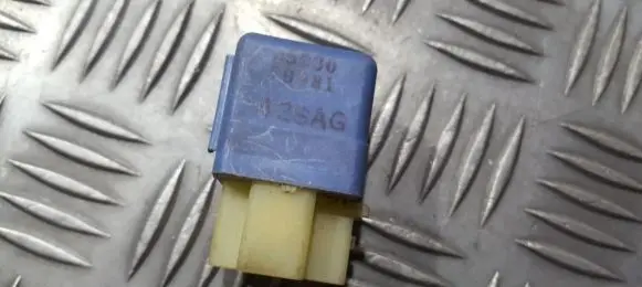 Nissan X-Trail T30 Other relay 2523079981 42SAG