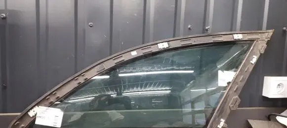 Mercedes-Benz C W203 Rear side window