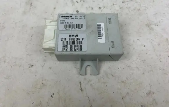 BMW 5 F10 F11 Air suspension control unit module (rear) 6860386 004014003 4461500610