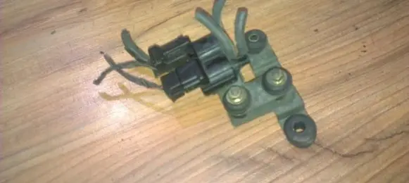 Mitsubishi Carisma Turbo solenoid valve k5t49680 k5t49682