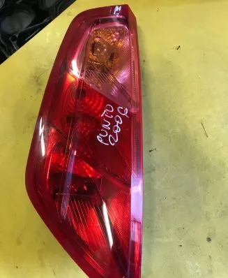 Fiat Punto (199) Rear/tail lights