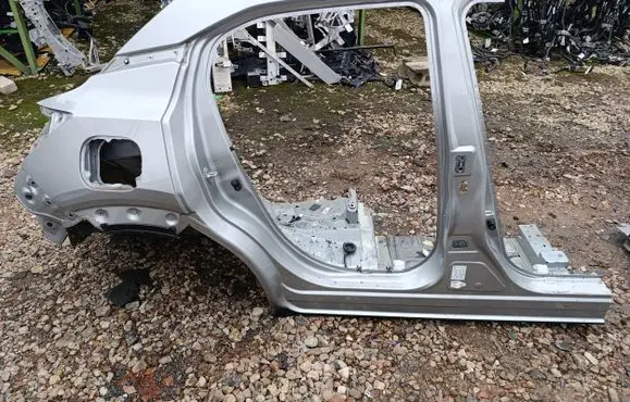 Nissan Juke II F16 Rear quarter panel 