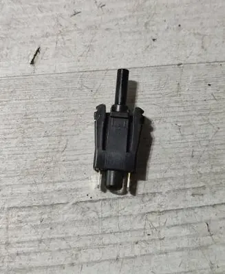 Mercedes-Benz GLK (X204) Brake pedal sensor switch 0015458714