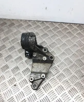 Ford Focus Engine mounting bracket 98FF3K738BH