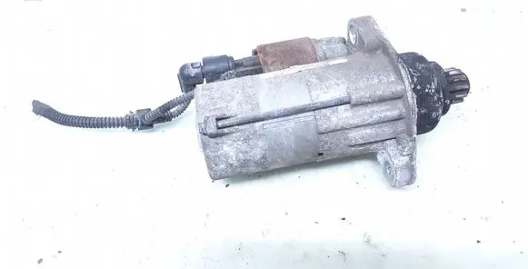 Volkswagen Caddy Starter motor 02M911023N