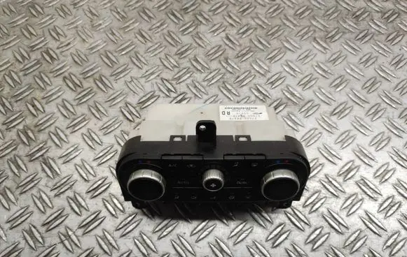 Nissan Qashqai+2 Climate control unit 27500BR47B C2615