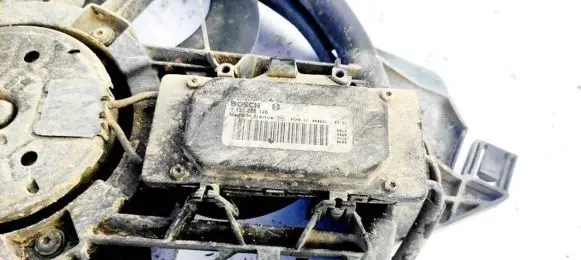 Coolant fan relay
