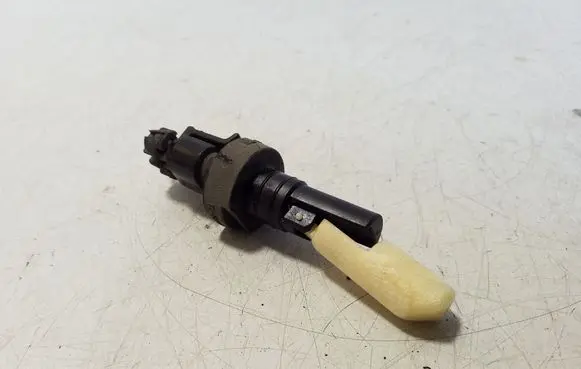 Opel Zafira A Windshield washer fluid level sensor 90346055