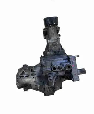 Gearbox transfer box case
