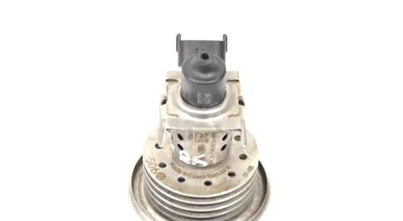Land Rover Discovery 5 AdBlue injector FPLA189E3AB