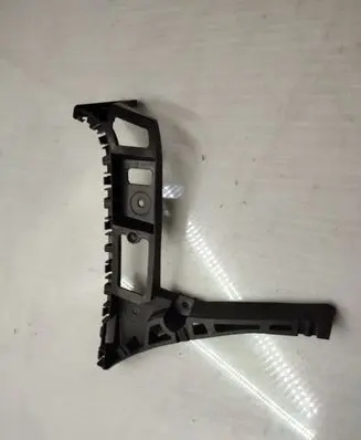 Volkswagen Touran II Front bumper mounting bracket 1T0807393