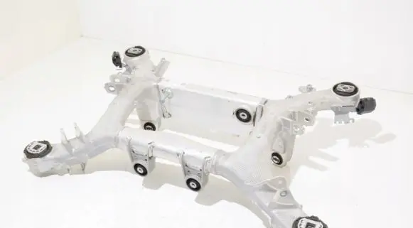 BMW X7 G07 Rear beam 6894149