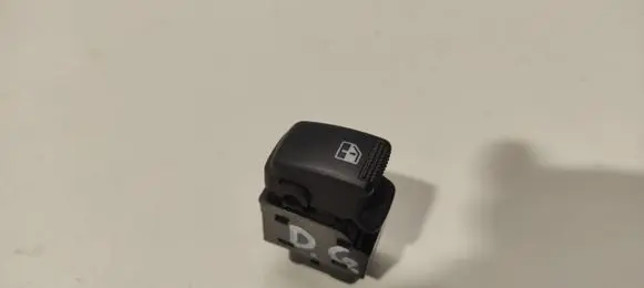 KIA Sorento Electric window control switch ZCK