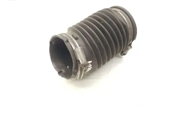Ford Fiesta Air intake hose/pipe AV21-9C623-CC