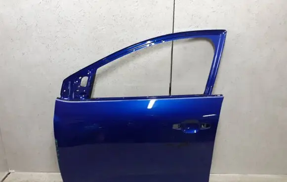 Dacia Sandero III Front door
