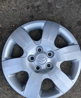 Hyundai Sonata R16 wheel hub/cap/trim 529603K540