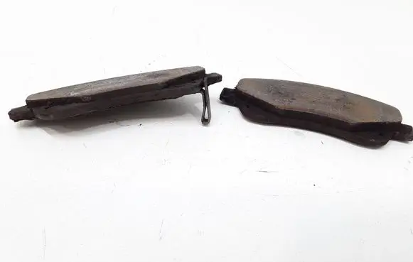 Toyota Corolla Verso AR10 Brake pads (front) 