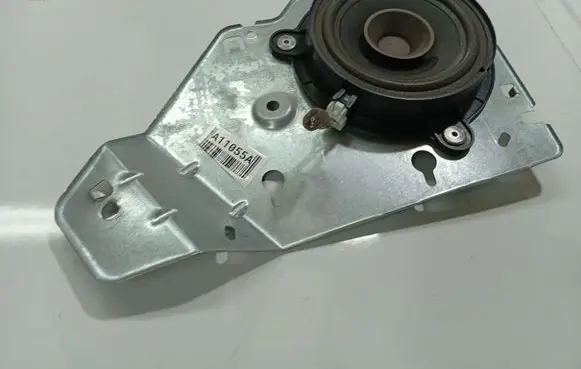 Renault Megane III Front door speaker 281440002R