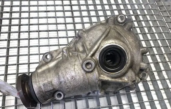 BMW X6 F16 Front differential 8618379