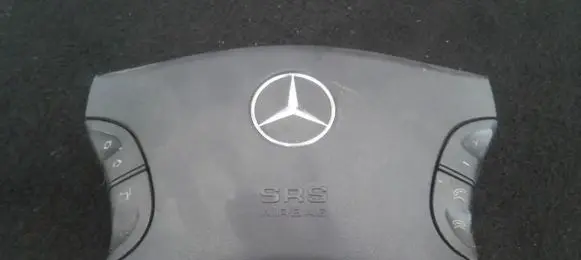 Steering wheel airbag