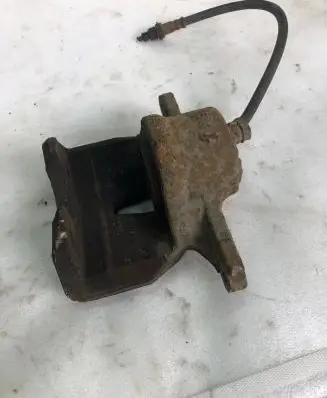 Lexus IS 220D-250-350 Front brake caliper