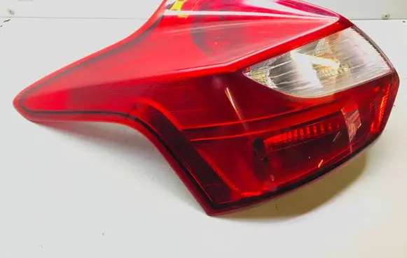 Ford Focus Rear/tail lights 4M5113405B 6M5113405A