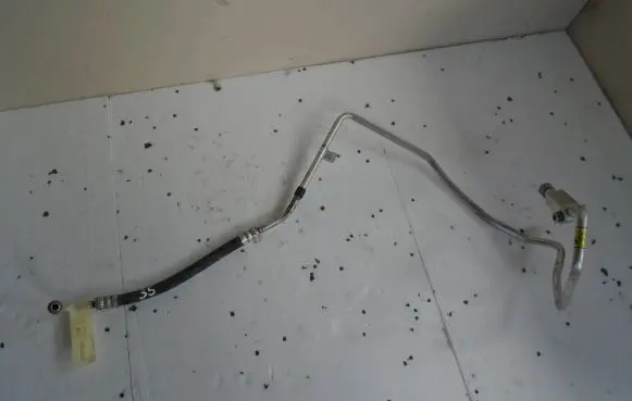 Air conditioning (A/C) pipe/hose