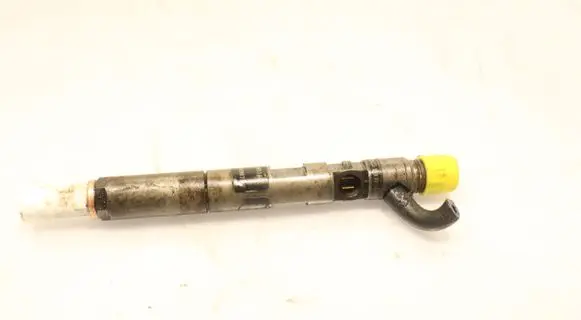 Nissan Micra Fuel injector EJBR01801A