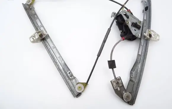 Peugeot 206 Front door manual window regulator