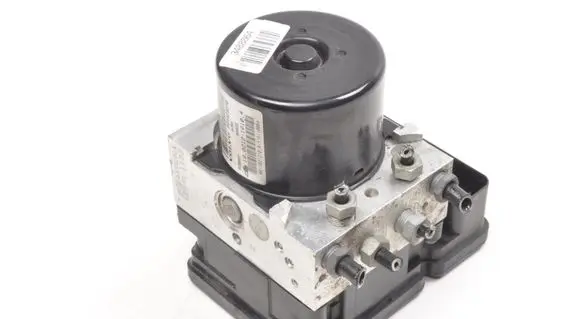 Volvo V40 ABS Pump 31423316