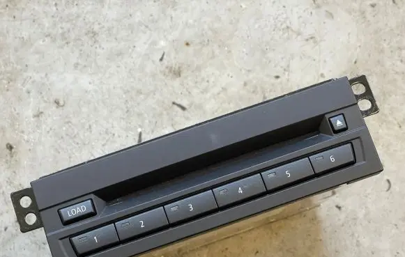 BMW X5 E70 CD/DVD changer 9151148 021145 AL700280