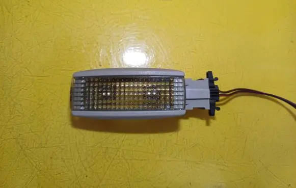 Volkswagen Golf IV Other interior light 3B0947113