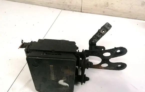Seat Altea ABS Pump 1K0907379Q 10096003553