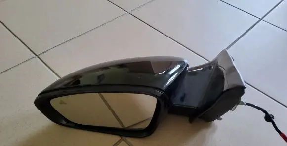 Chrysler 200 Front door electric wing mirror 5MJ51DX8AF