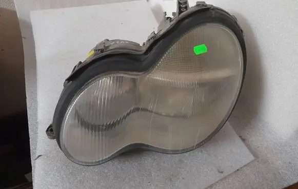 Mercedes-Benz C W203 Headlight/headlamp A2038200161 2038200161
